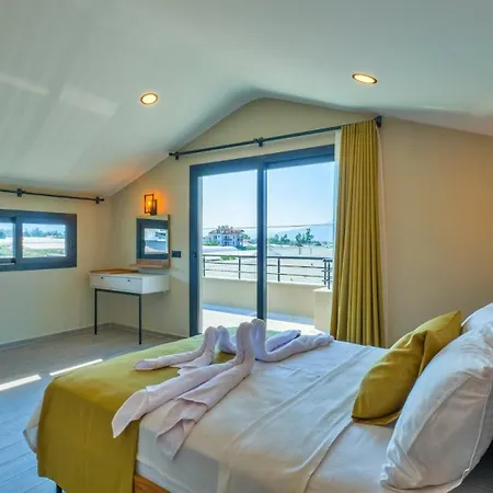 4 Bedroom 2855 Villa