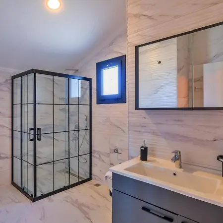 4 Bedroom 2855
