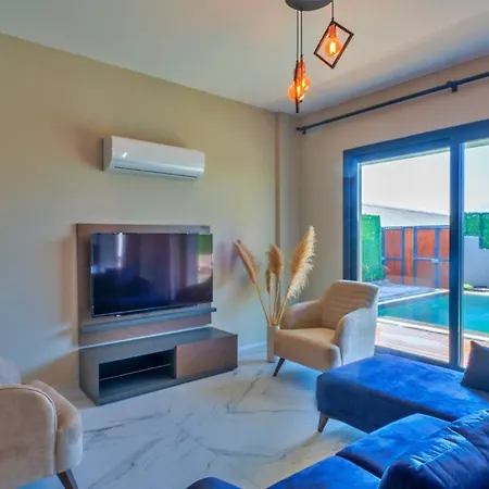 4 Bedroom 2855 Villa *