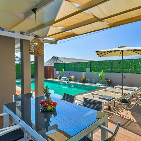 4 Bedroom 2855