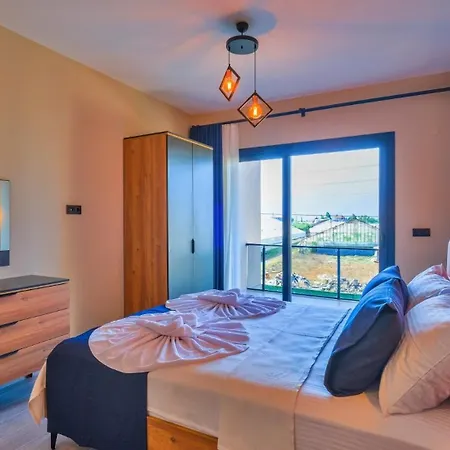4 Bedroom Villa